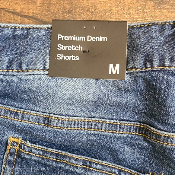 Medium Denim Shorts - Picture 3 of 6